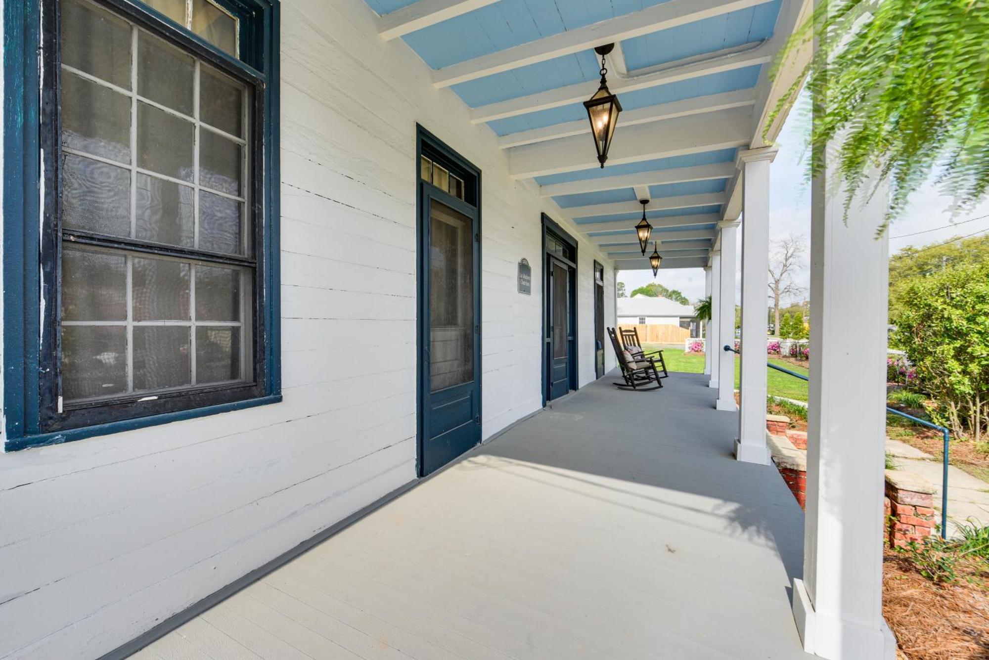 Historical 1835 Home In Grand Coteau! Sunset Exterior photo